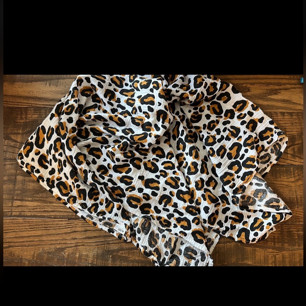 Leopard Muslim blanket from spearmint baby!